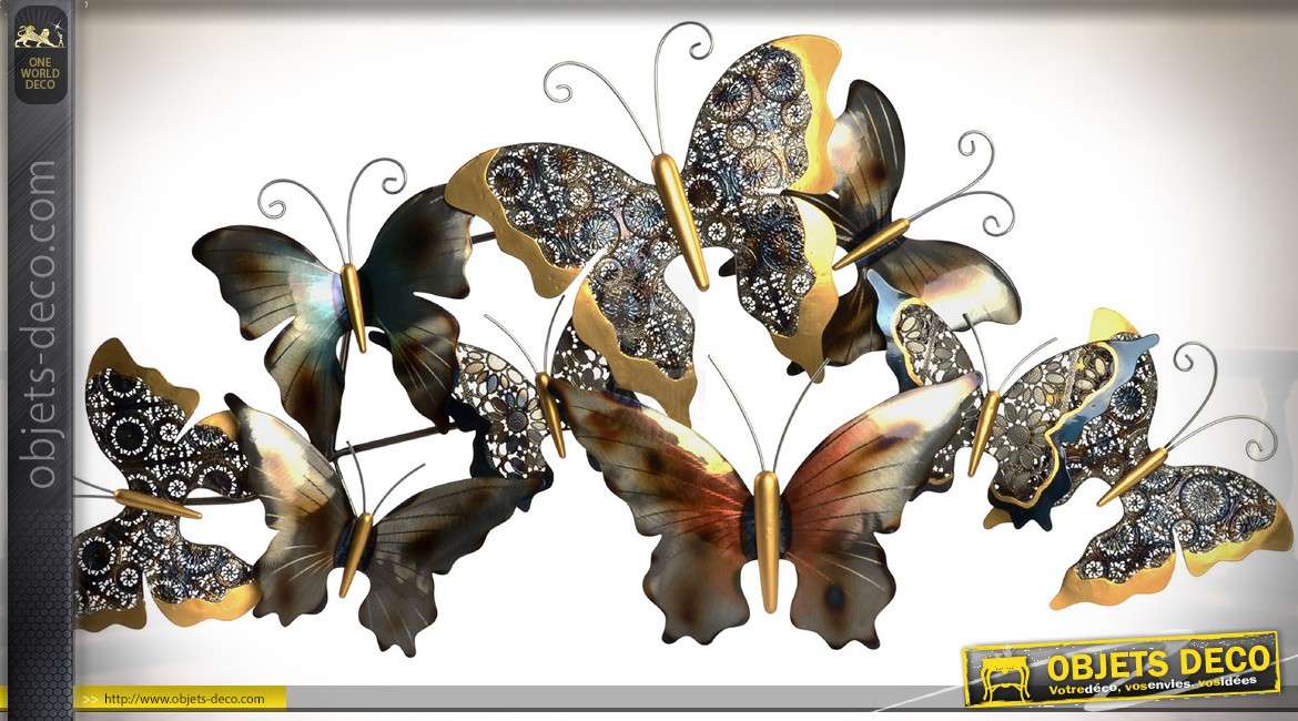 Décoration murale en métal papillons sur quadrillage
