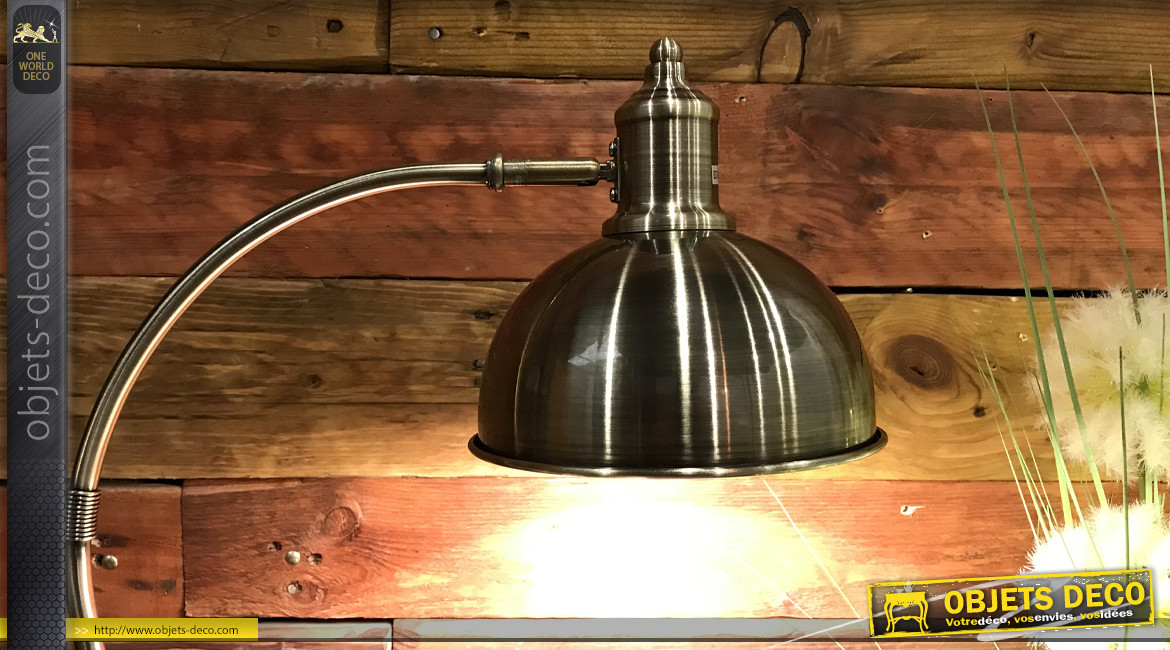 lampe de bureau vintage en métal rouge et doré